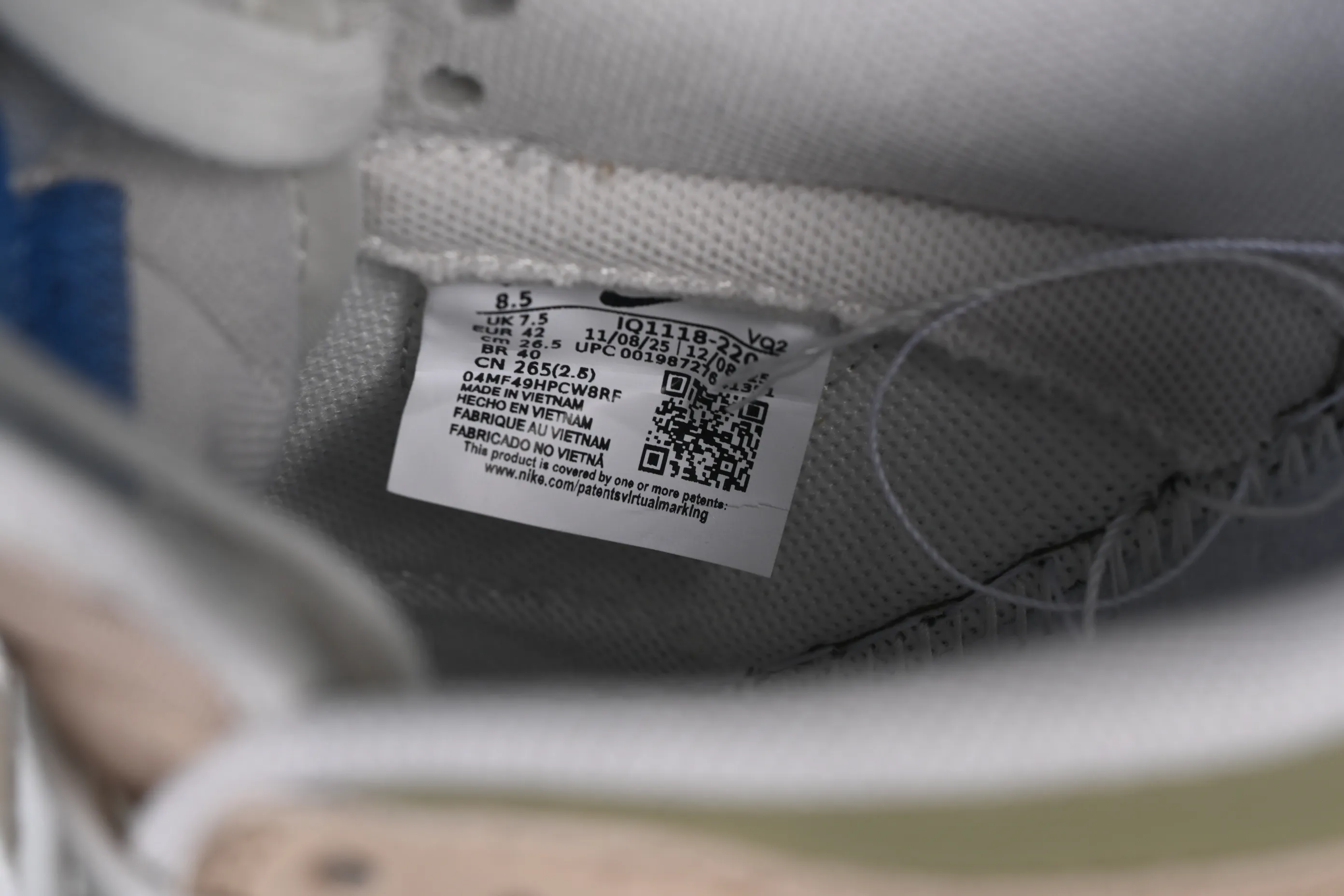 All categories Nk SB Dunk series Nk SB Dunk Low low-top sneakers F version Nike SB Dunk Low Year of the Horse limited low-top casual sneakers IQ1118-220